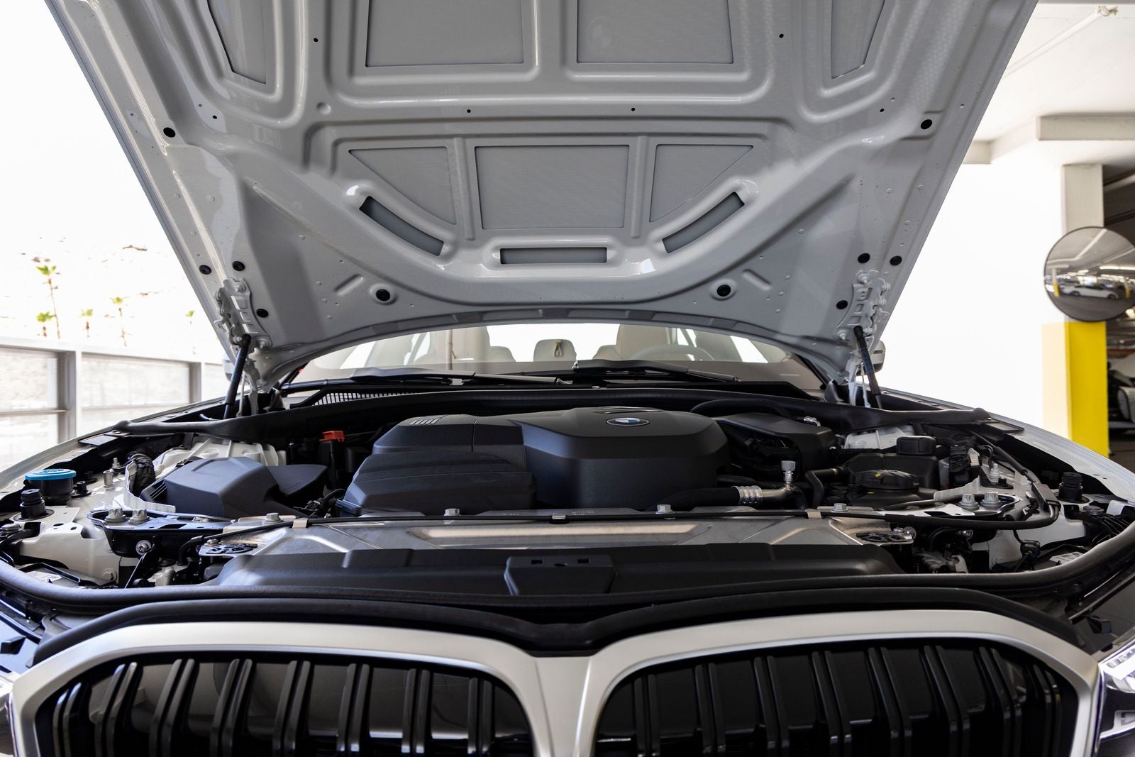 2026 BMW 330i 330i
