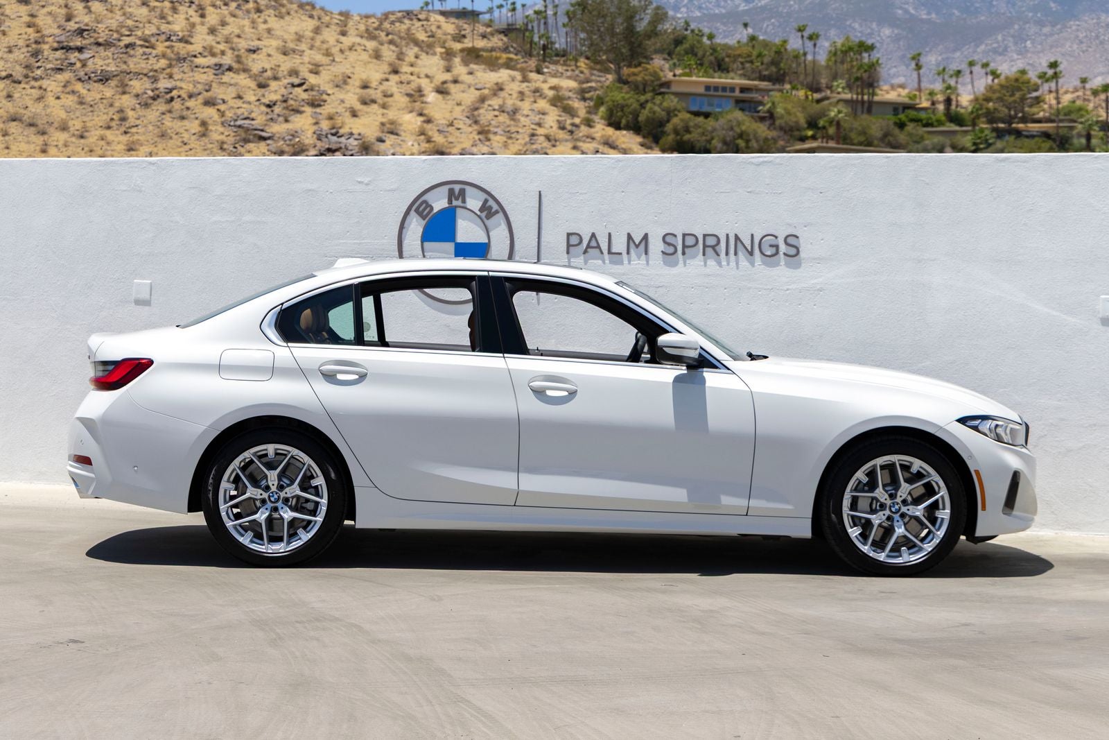 2026 BMW 330i 330i
