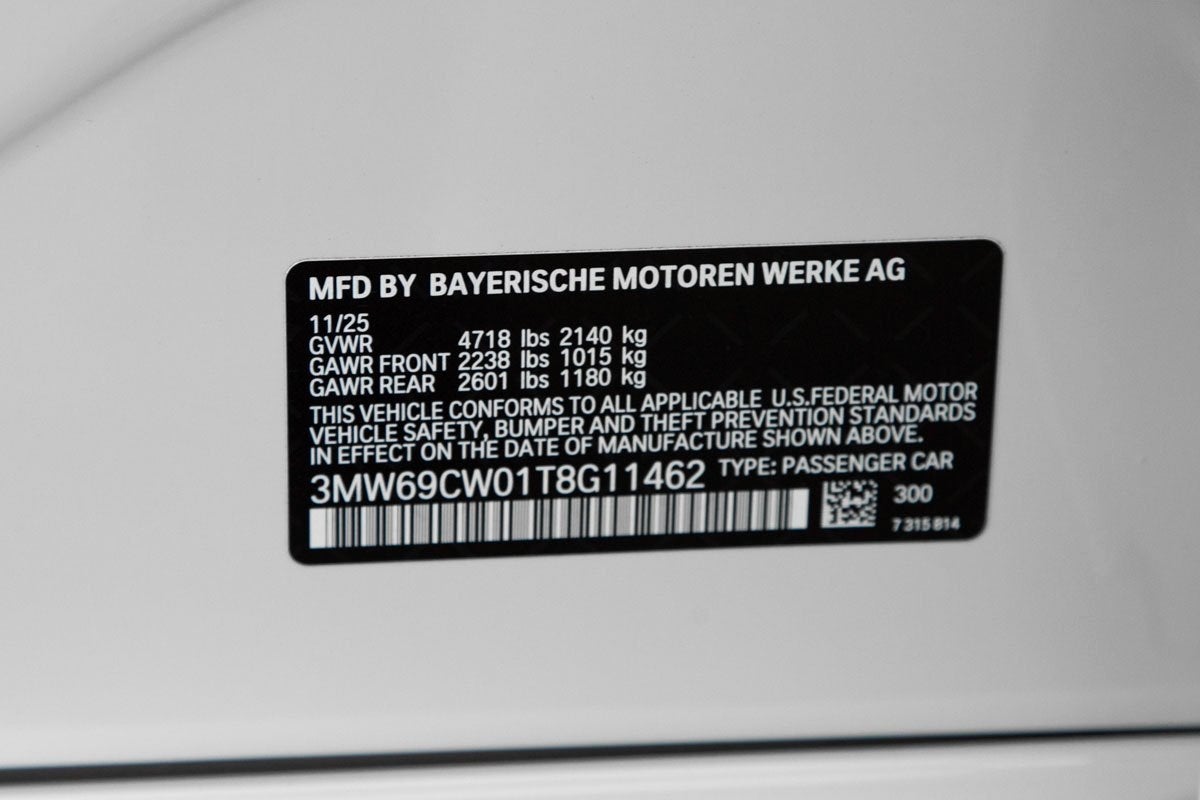 2026 BMW 330i 330i
