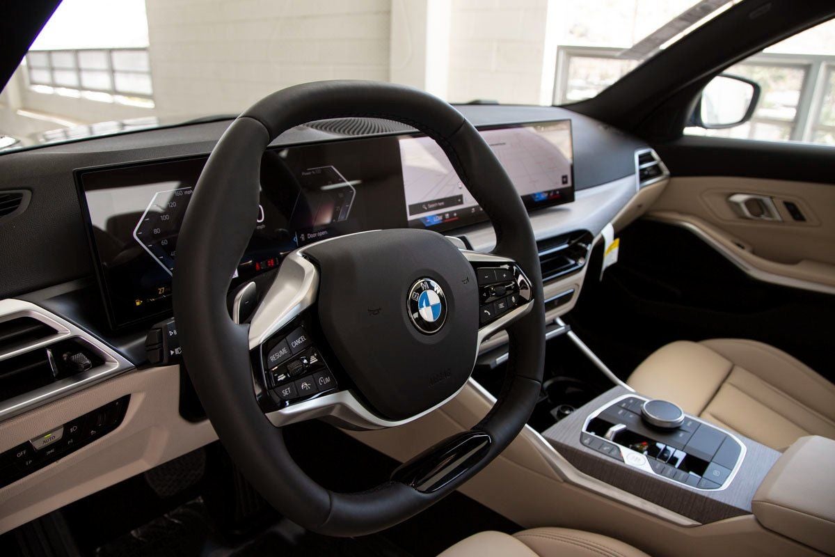 2026 BMW 330i 330i