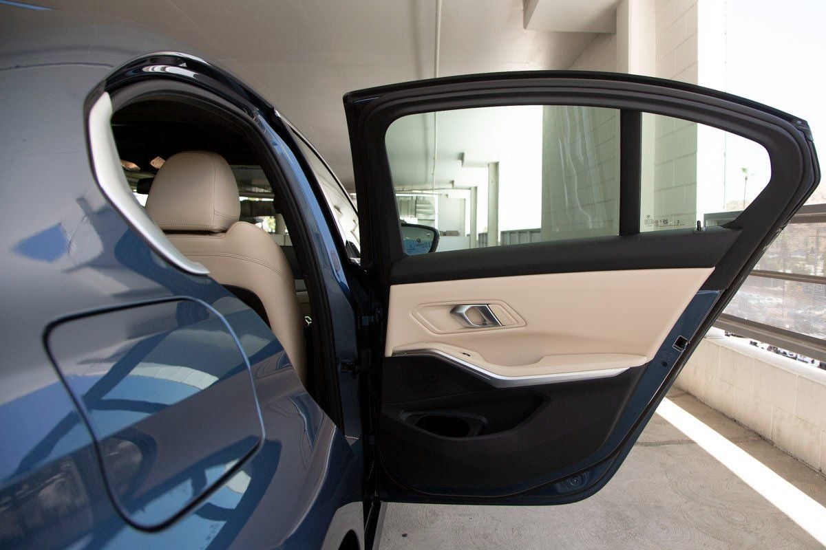 2026 BMW 330i 330i