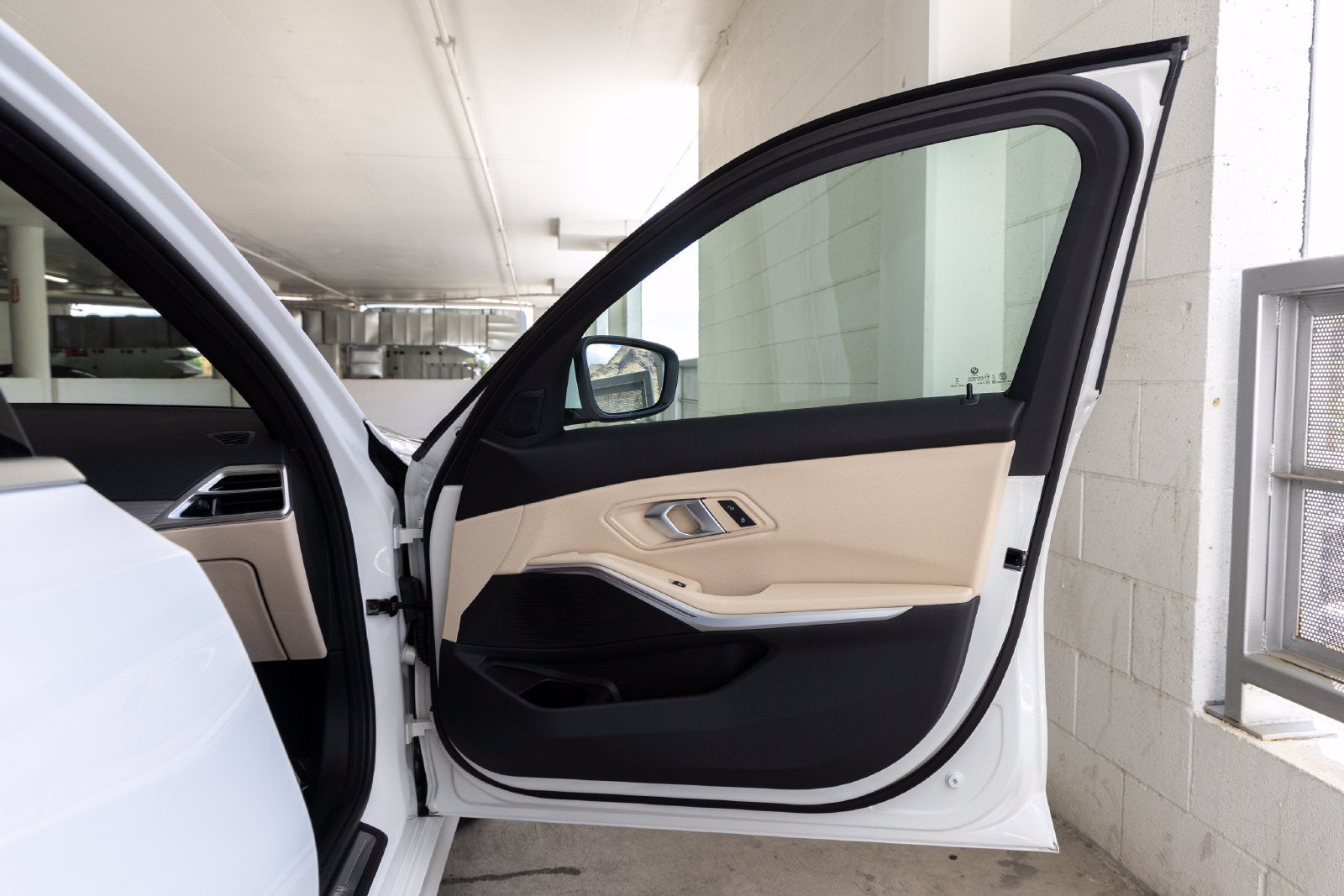 2026 BMW 3 Series 330i