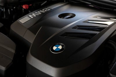 2025 BMW 3 Series 330i