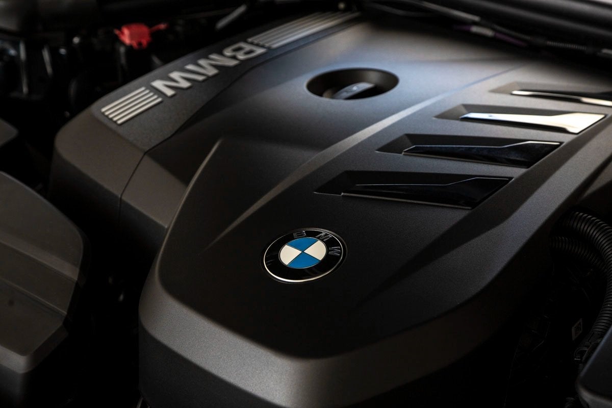 2025 BMW 3 Series 330i