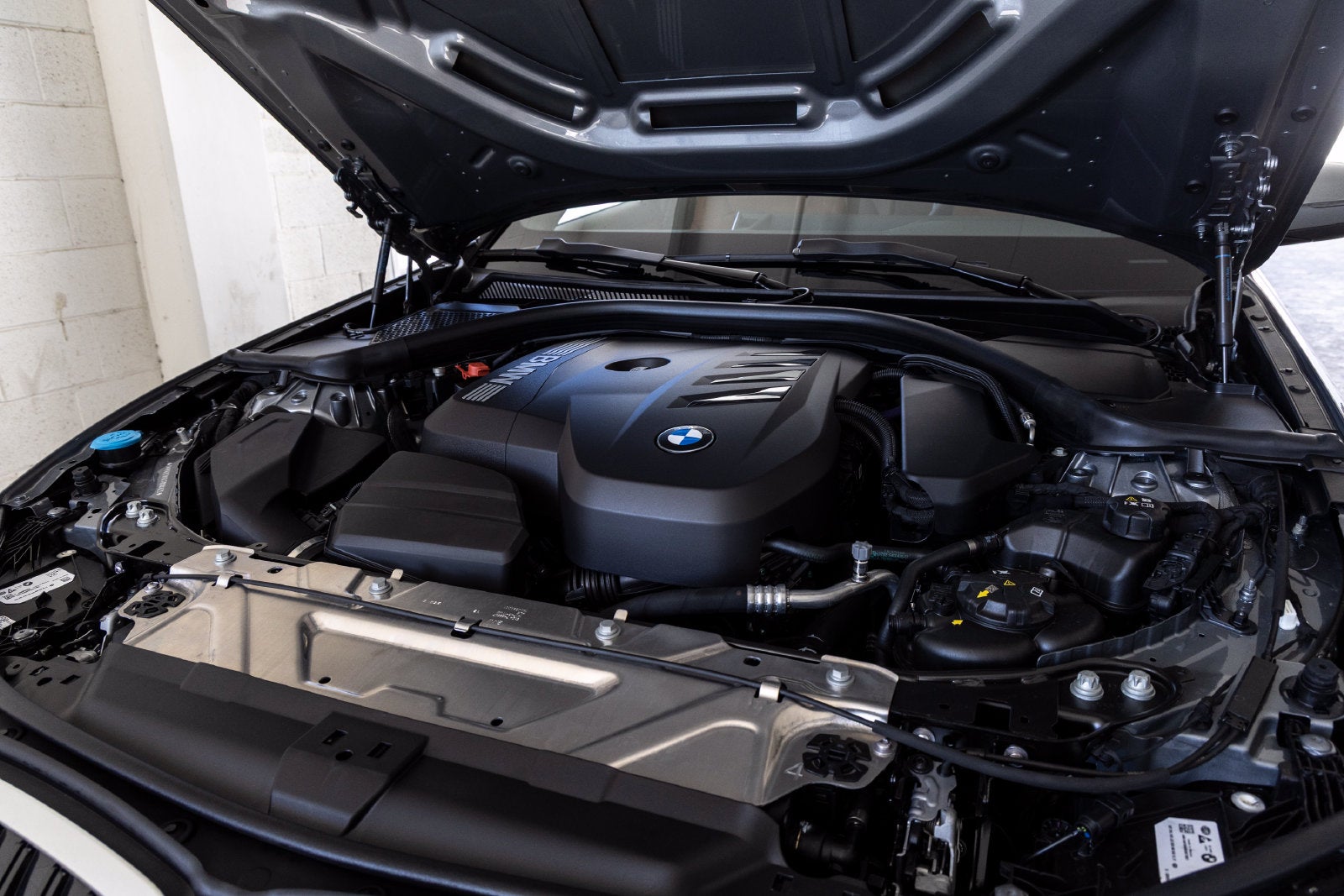 2026 BMW 330i 330i