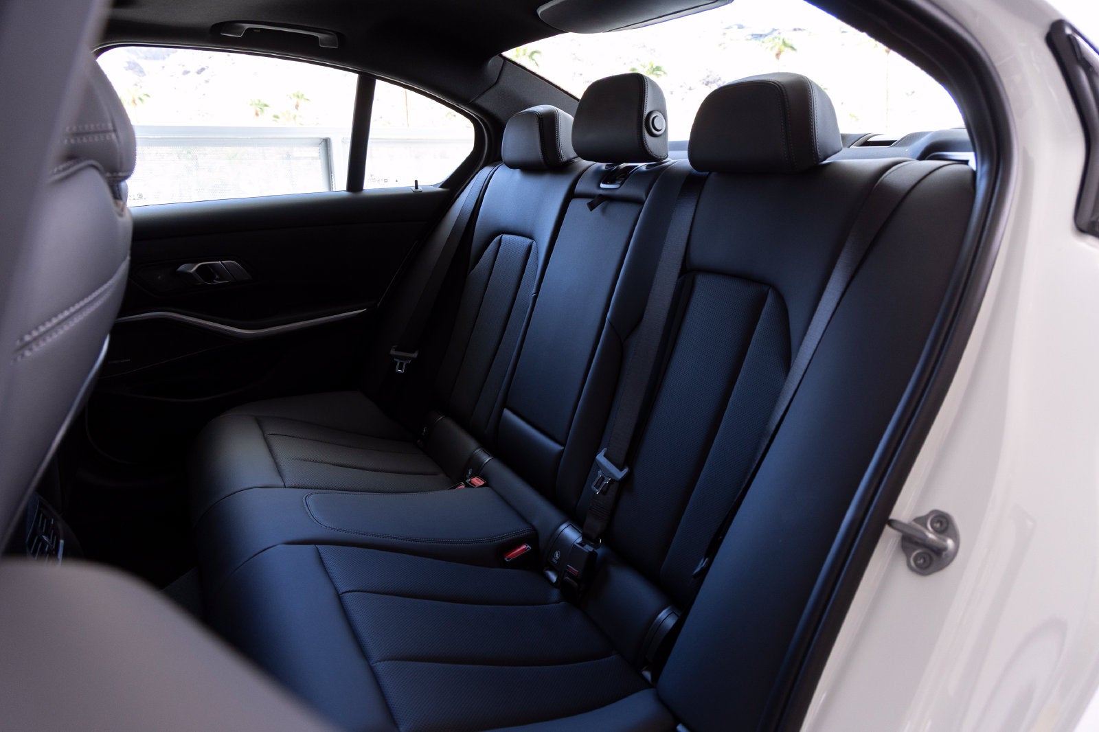2026 BMW 330i 330i