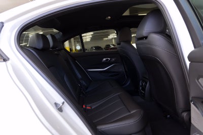 2026 BMW 330i 330i