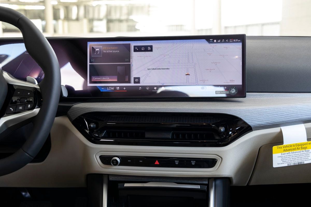 2026 BMW 330i 330i
