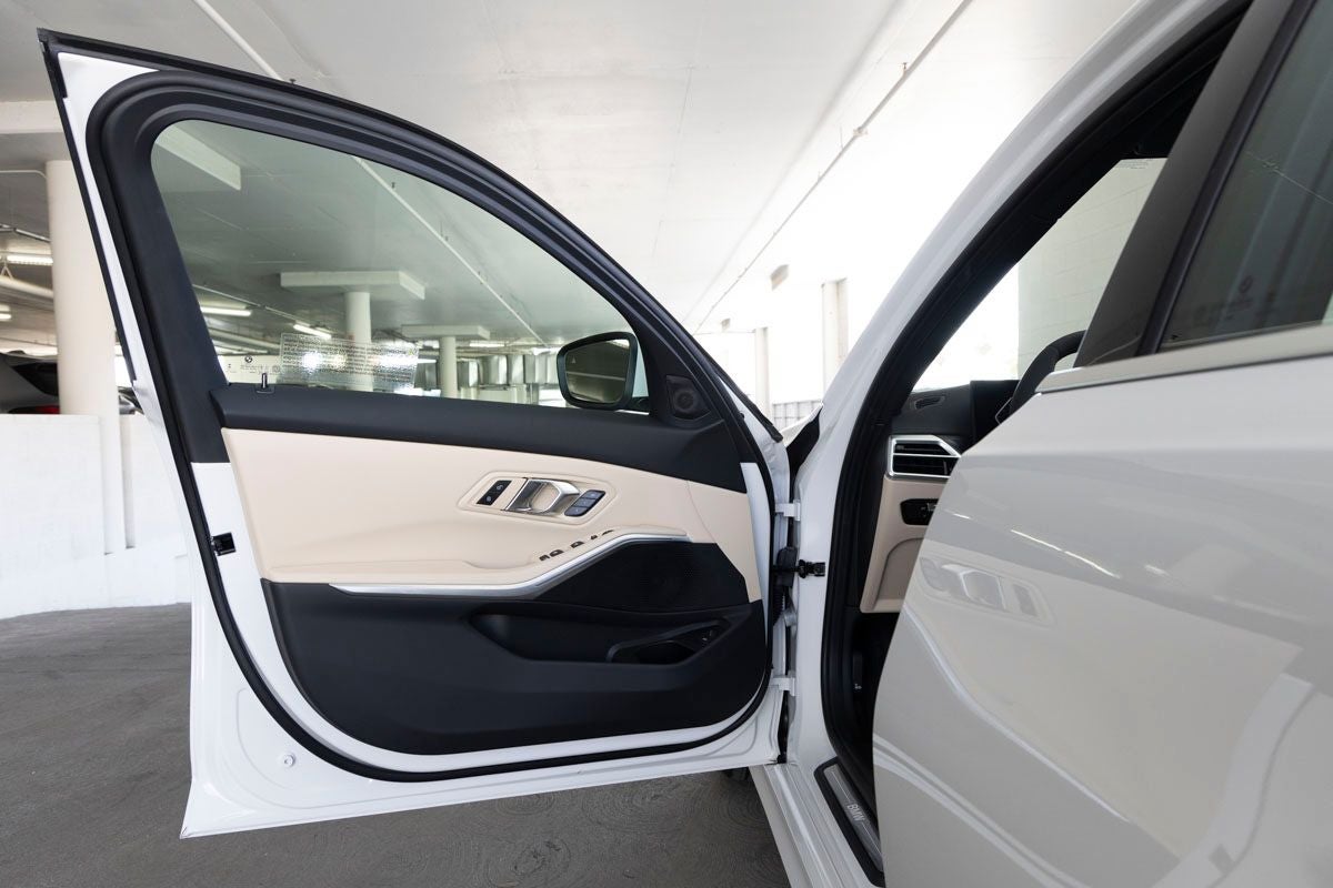 2026 BMW 330i 330i