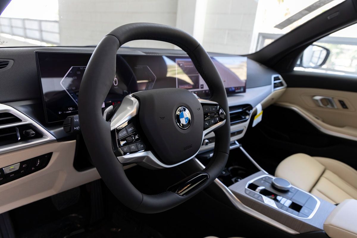 2026 BMW 330i 330i