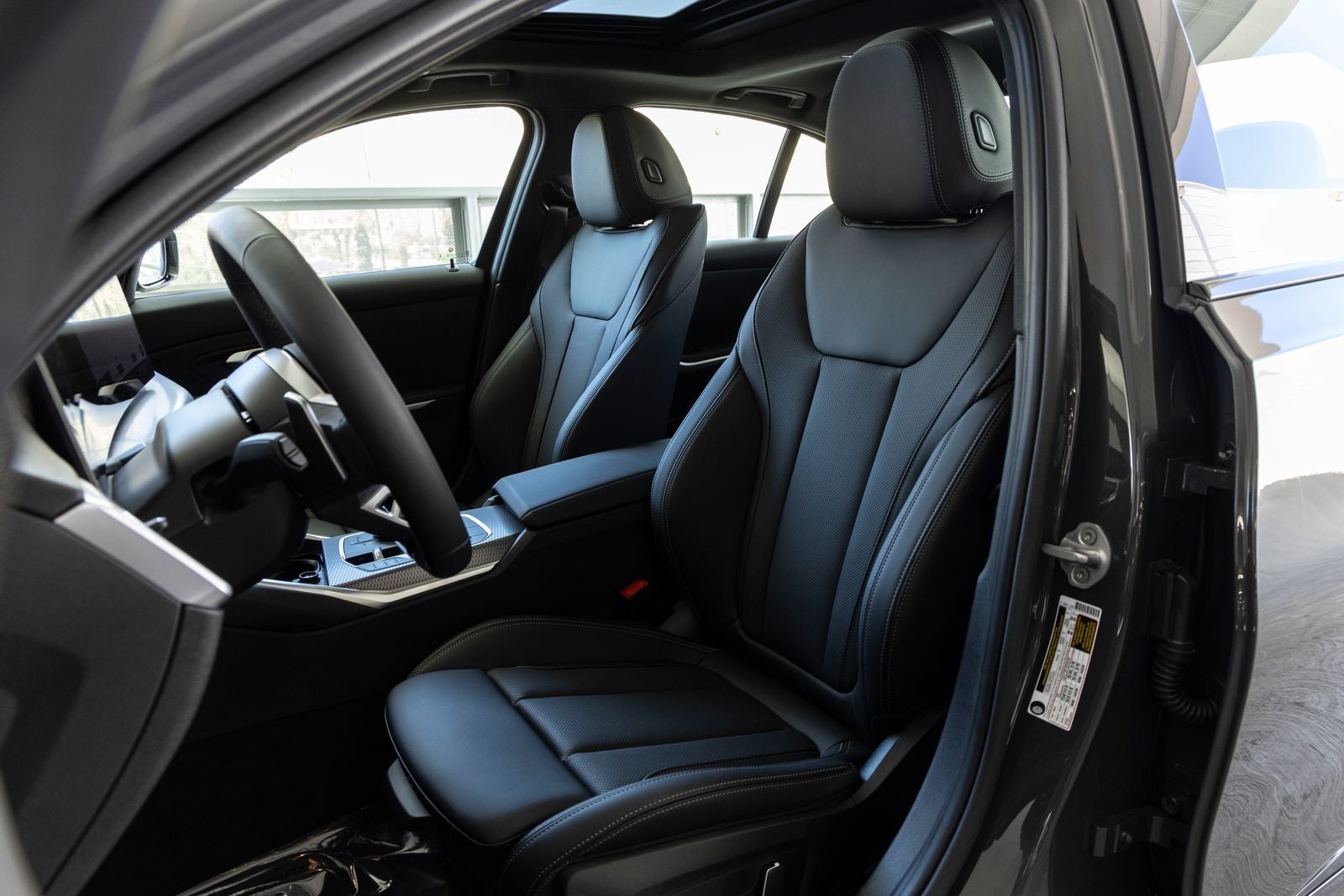 2026 BMW 330i 330i