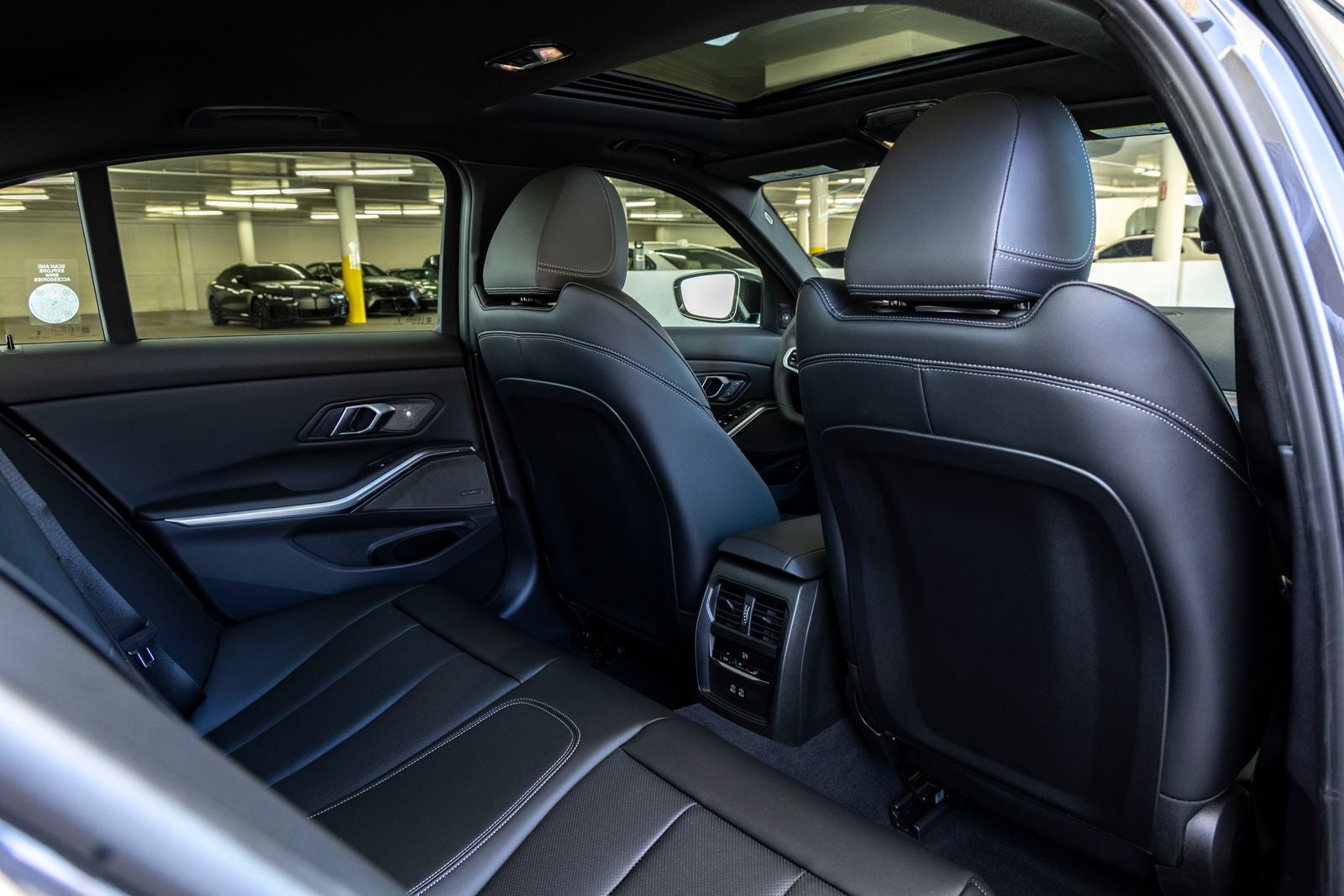 2026 BMW 330i 330i
