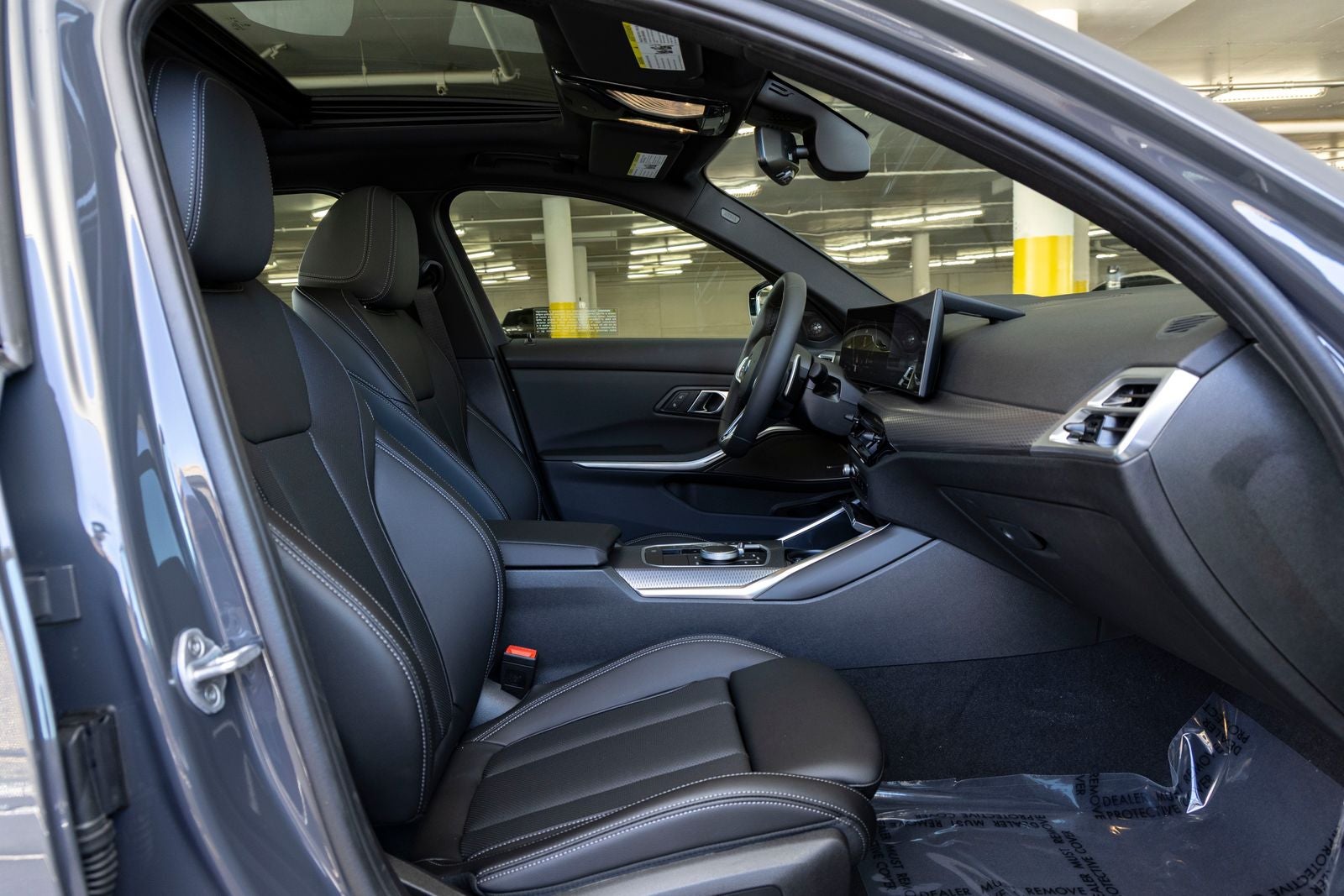2026 BMW 330i 330i