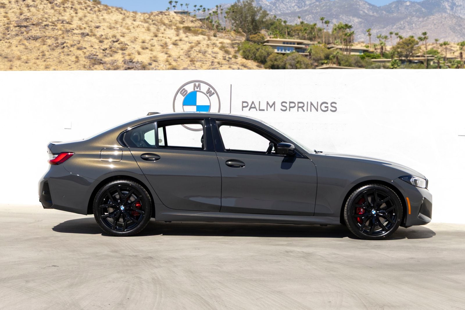 2026 BMW 330i 330i