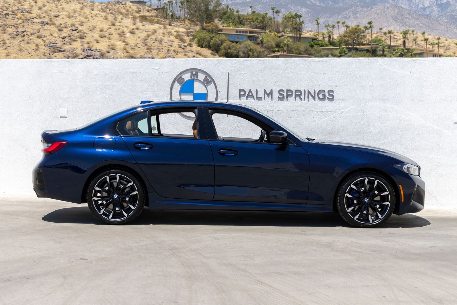 2026 BMW 330i 330i