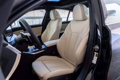 2026 BMW 3 Series 330i