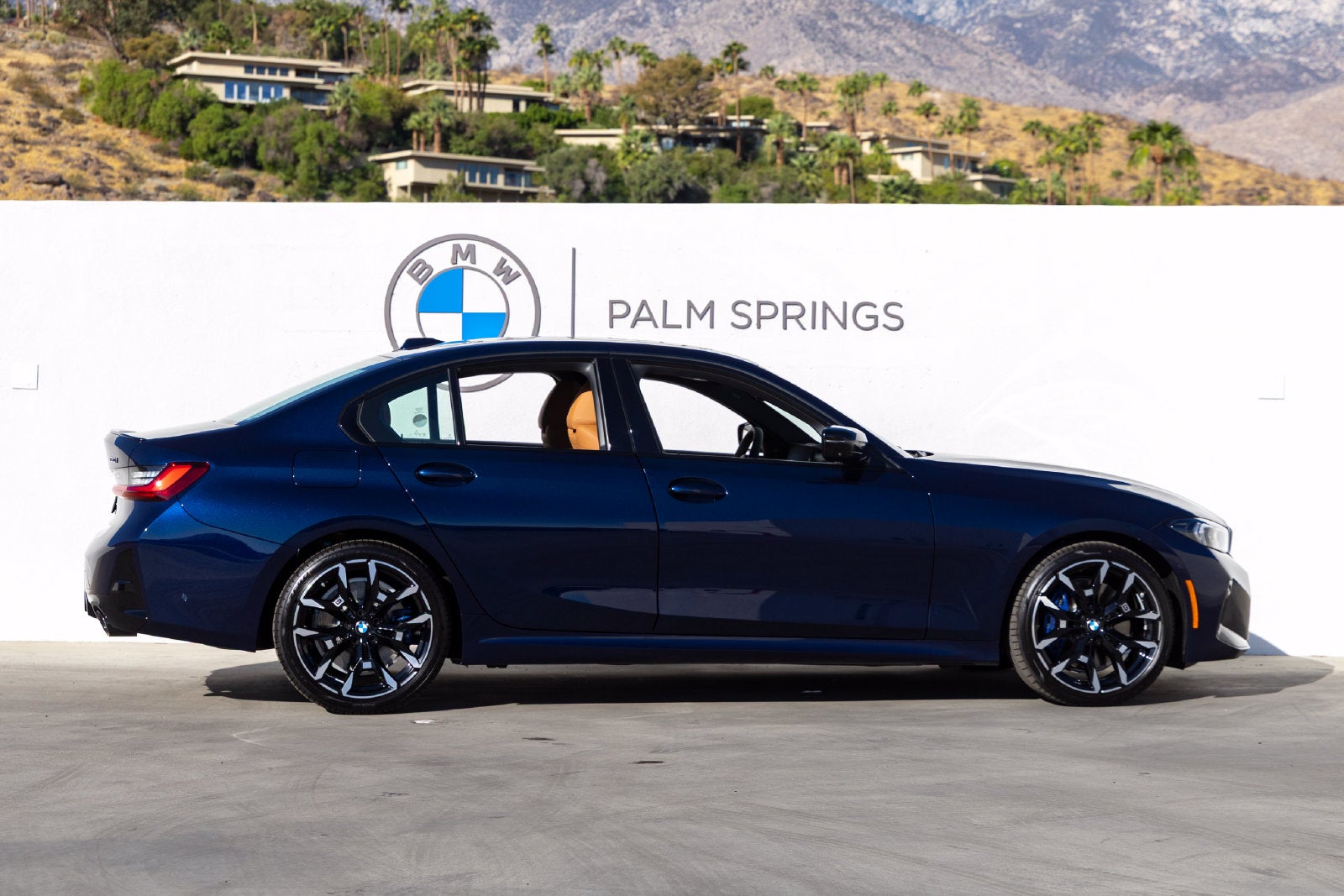 2026 BMW 330i 330i