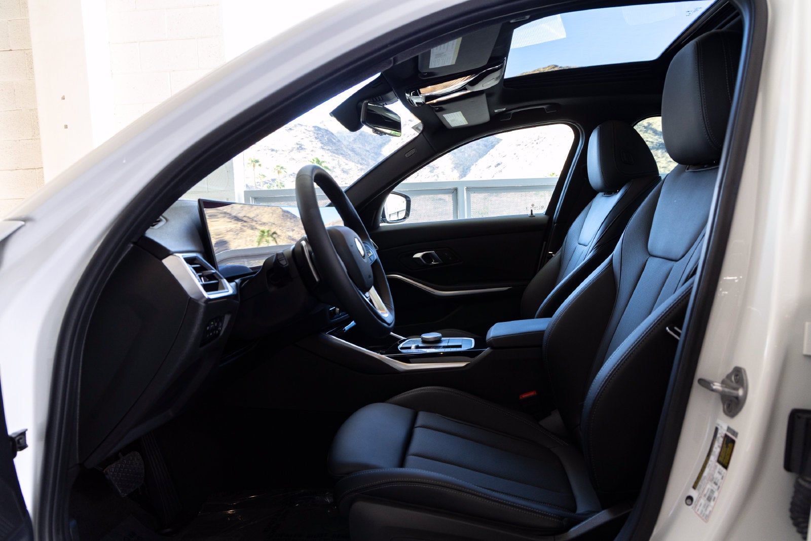 2024 BMW 330i 330i
