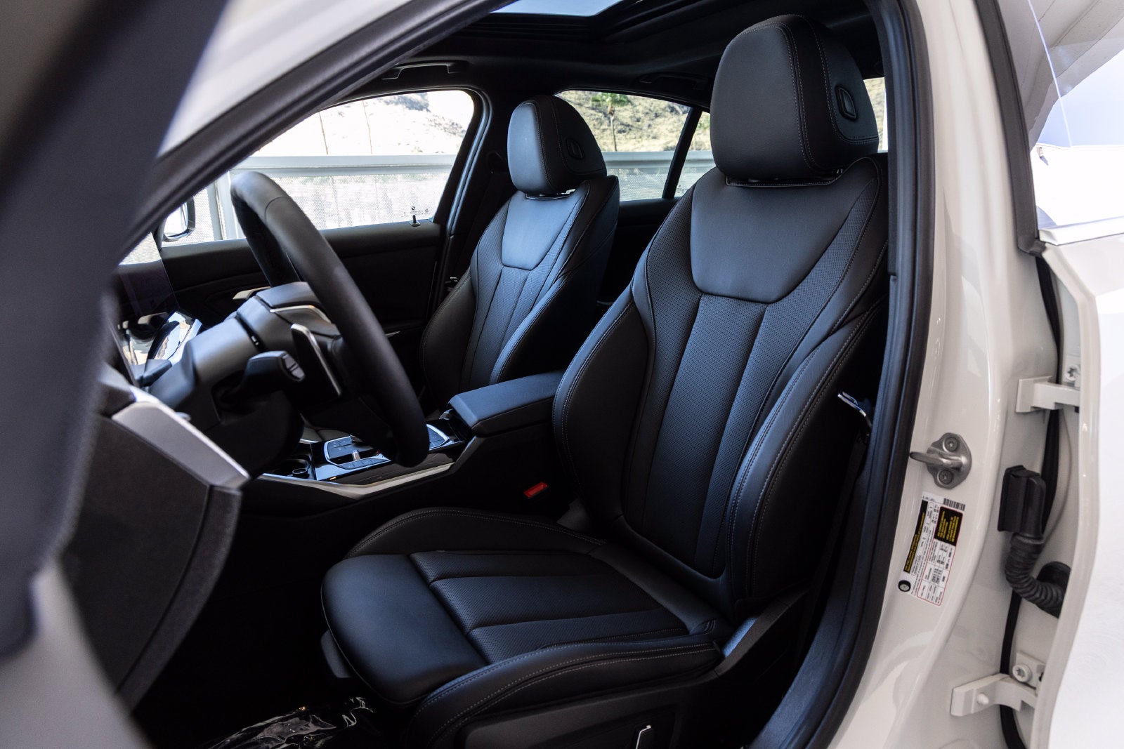 2024 BMW 330i 330i