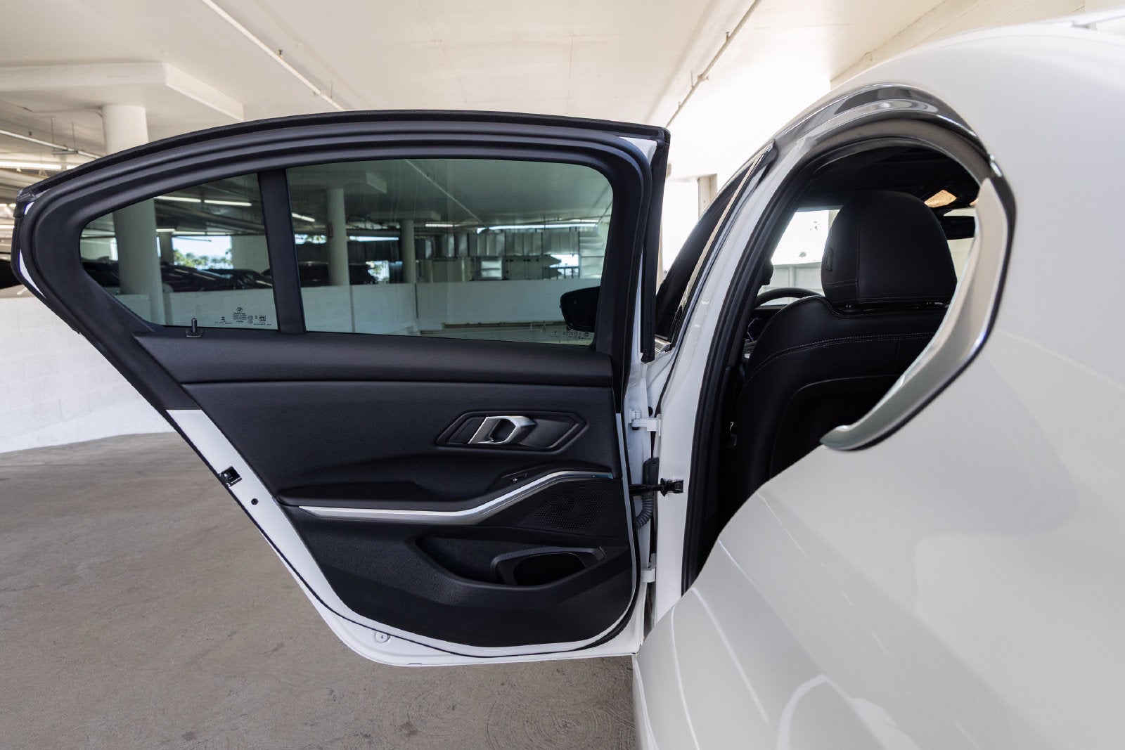 2024 BMW 330i 330i