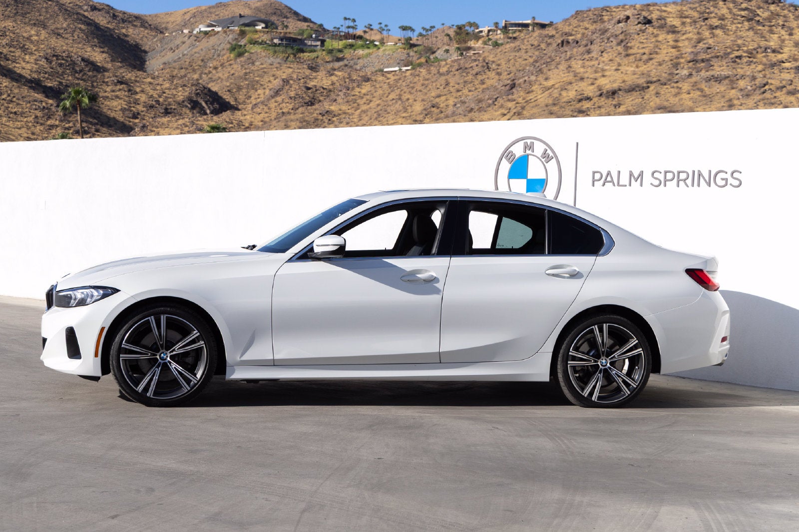 2024 BMW 330i 330i