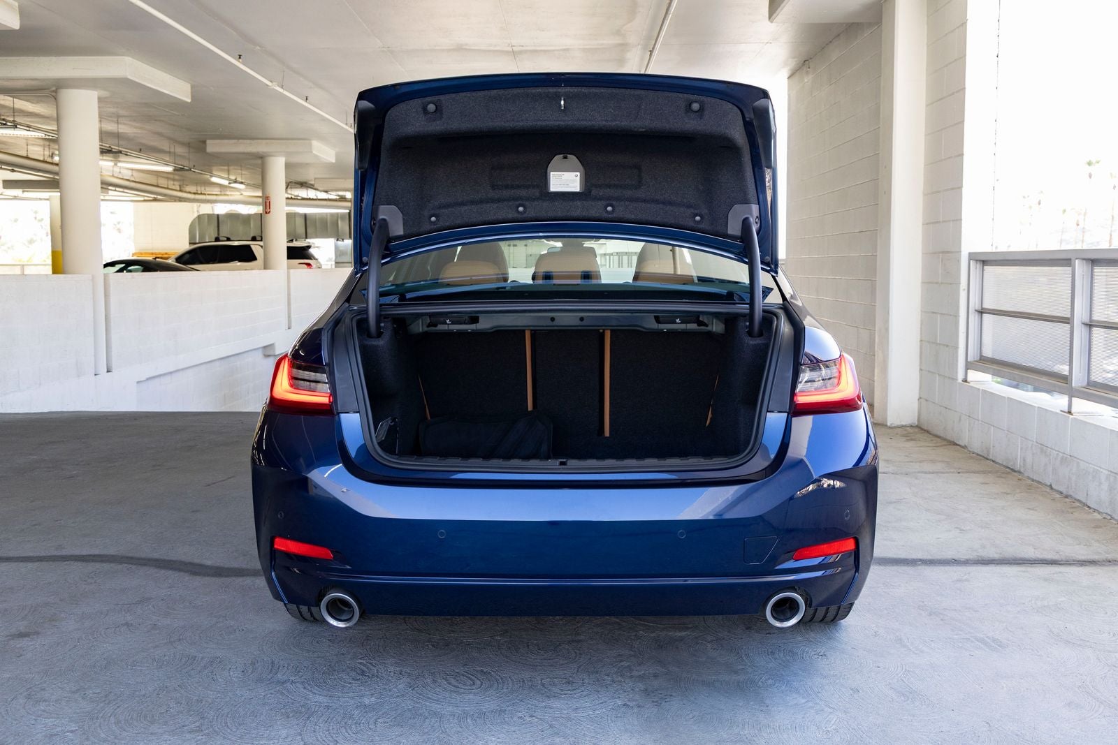 2023 BMW 330i 330i