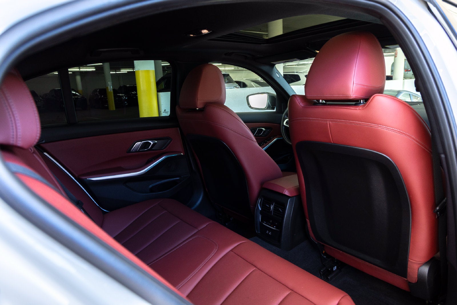 2024 BMW 330i 330i