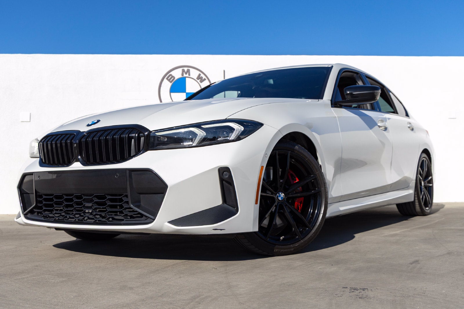 2024 BMW 330i 330i