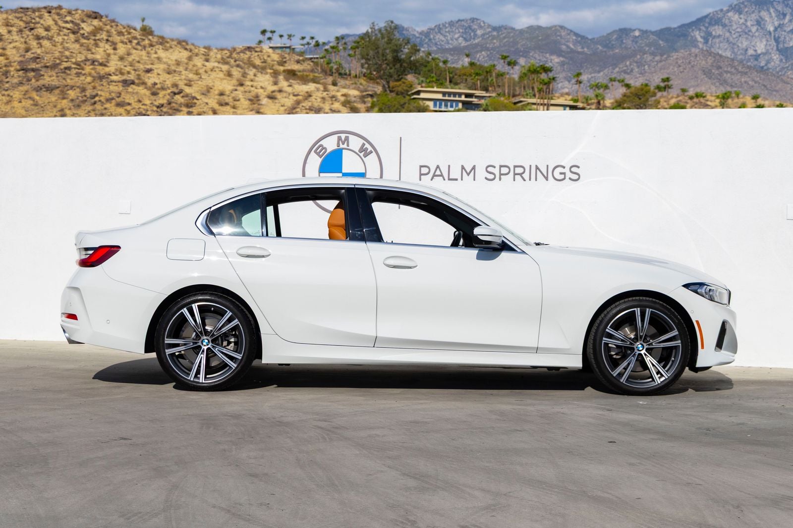 2024 BMW 330i 330i