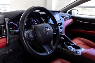 2021 Toyota Camry Hybrid XSE
