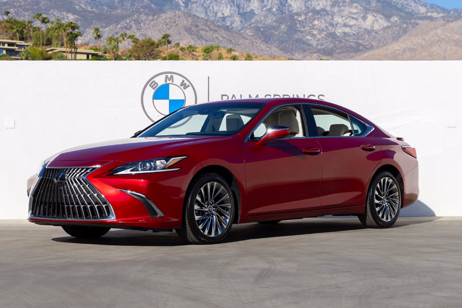 2024 Lexus ES Hybrid 300h Luxury