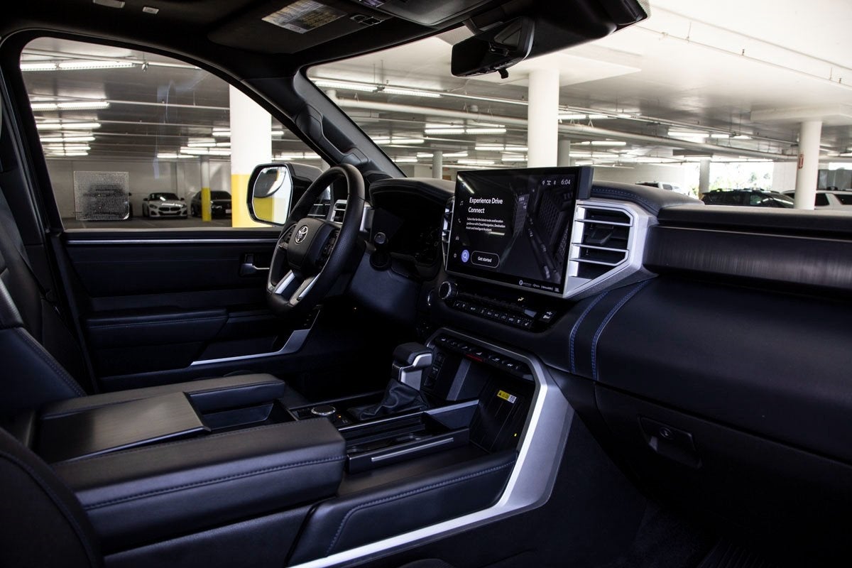 2022 Toyota Tundra Hybrid Platinum