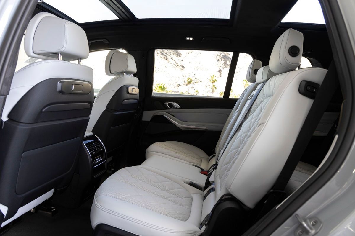 2027 BMW X7 xDrive40i