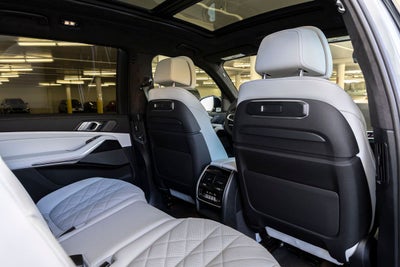 2027 BMW X7 xDrive40i