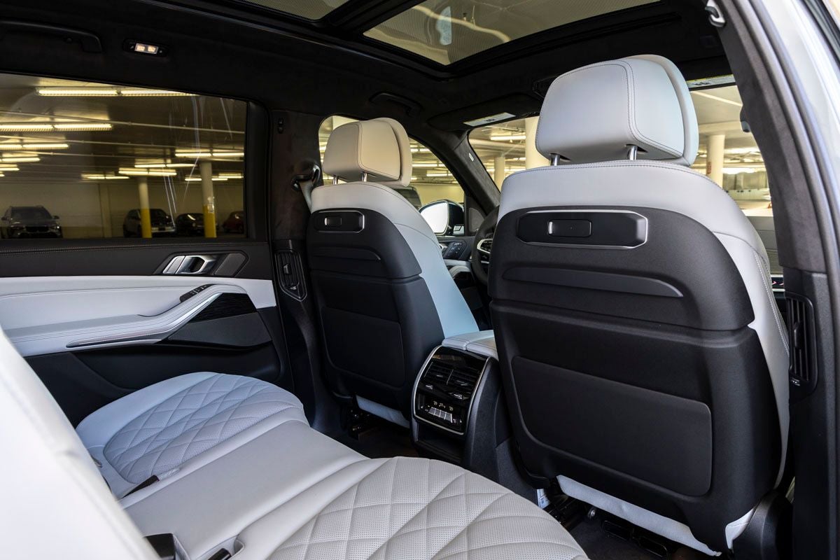2027 BMW X7 xDrive40i
