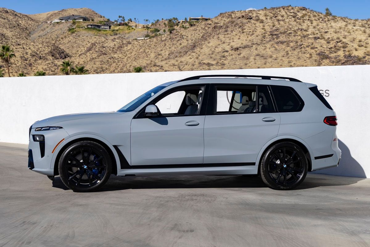 2027 BMW X7 xDrive40i