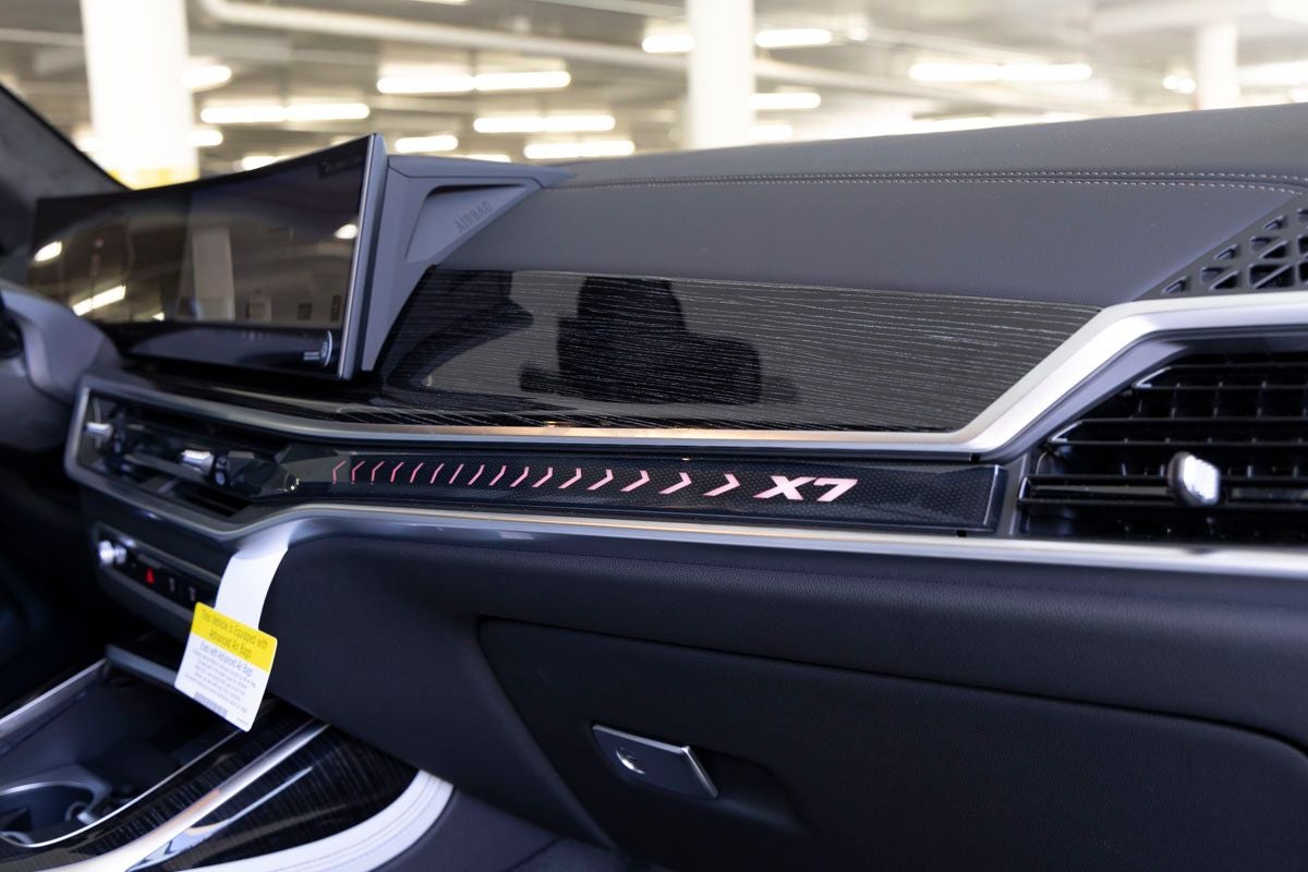 2027 BMW X7 xDrive40i