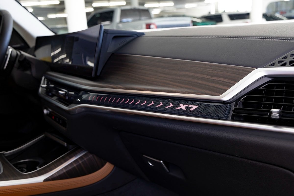 2024 BMW X7 xDrive40i