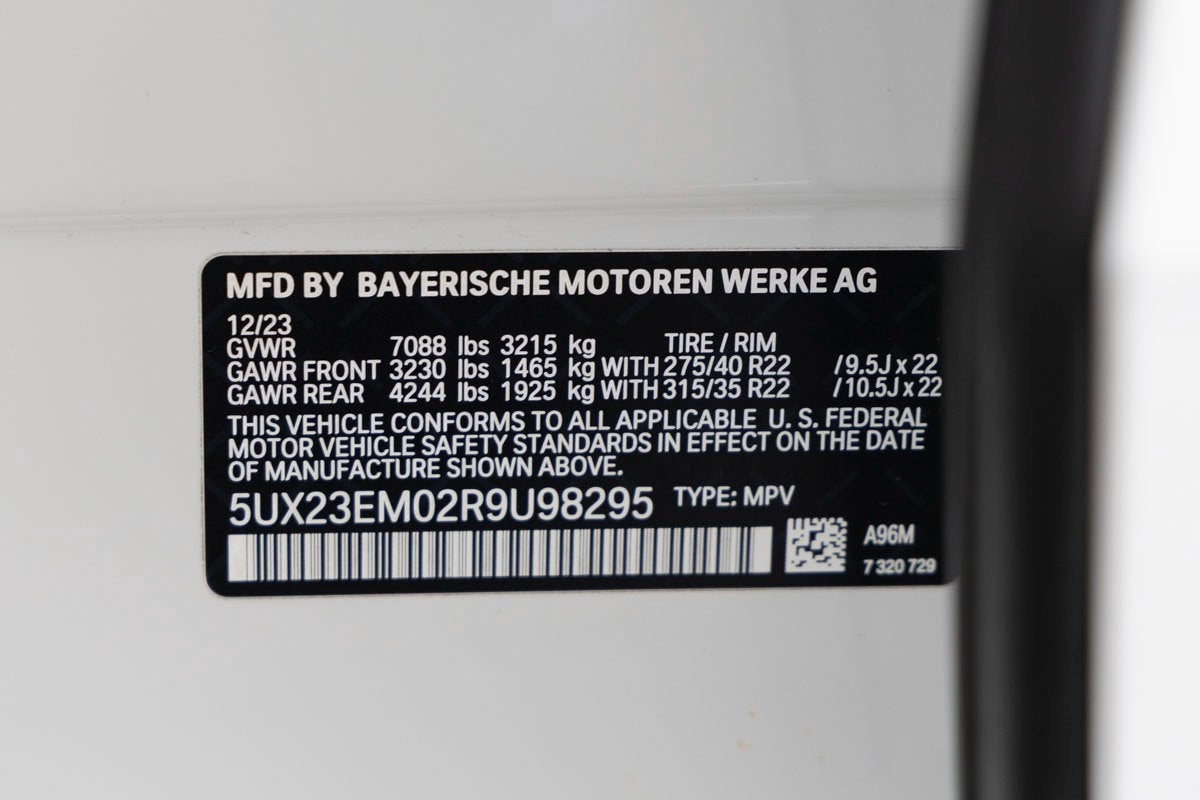 2024 BMW X7 xDrive40i