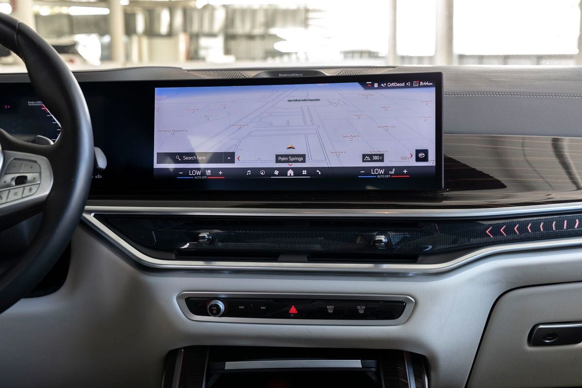 2024 BMW X7 xDrive40i