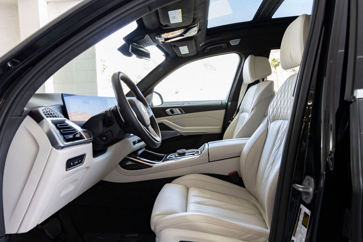 2024 BMW X7 xDrive40i