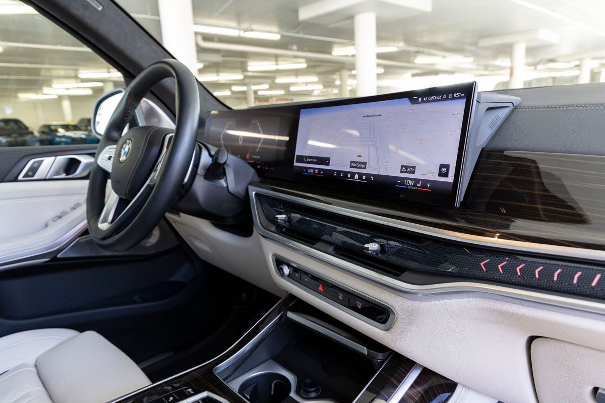 2024 BMW X7 xDrive40i