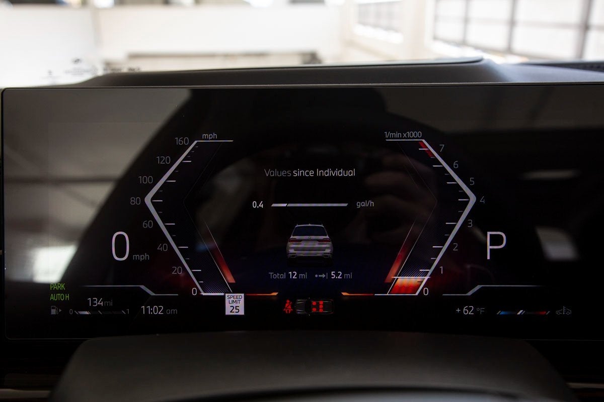 2026 BMW X7 xDrive40i