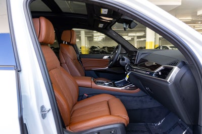 2027 BMW X7 xDrive40i