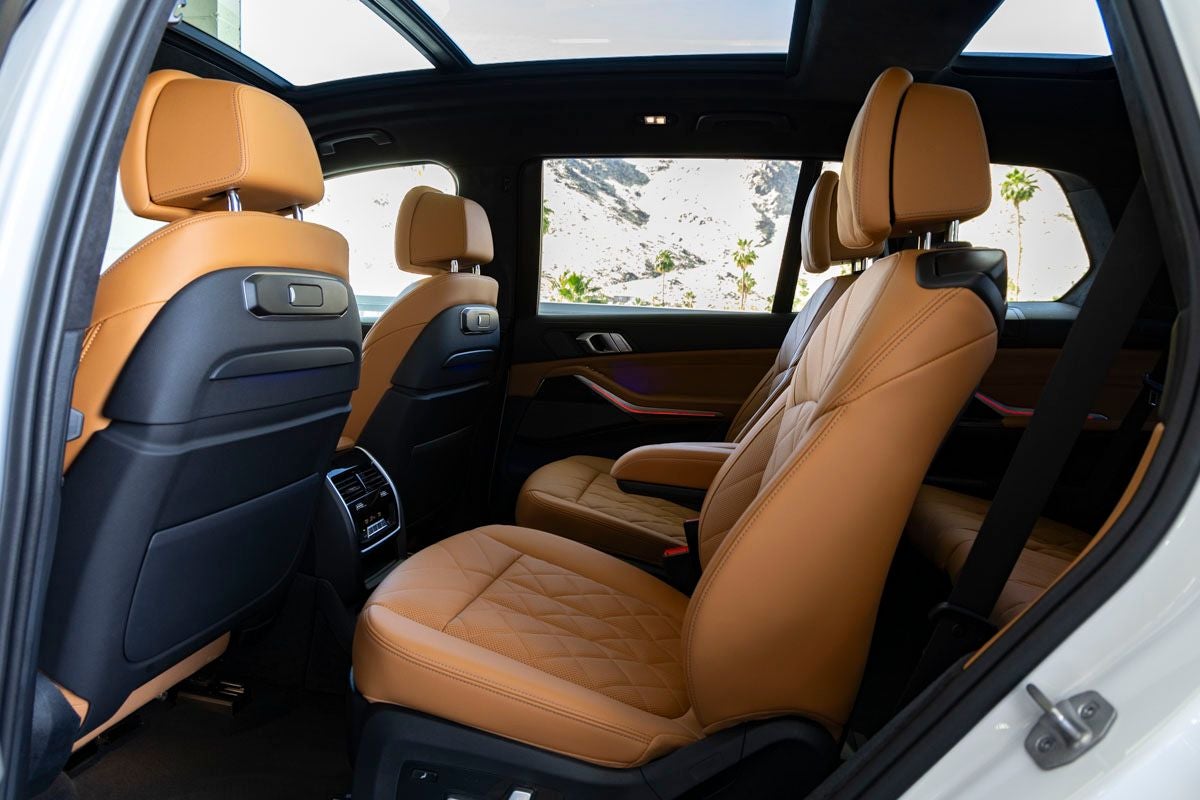 2024 BMW X7 xDrive40i