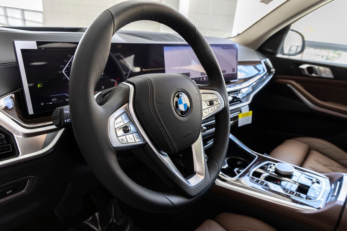 2027 BMW X7 xDrive40i