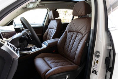 2027 BMW X7 xDrive40i