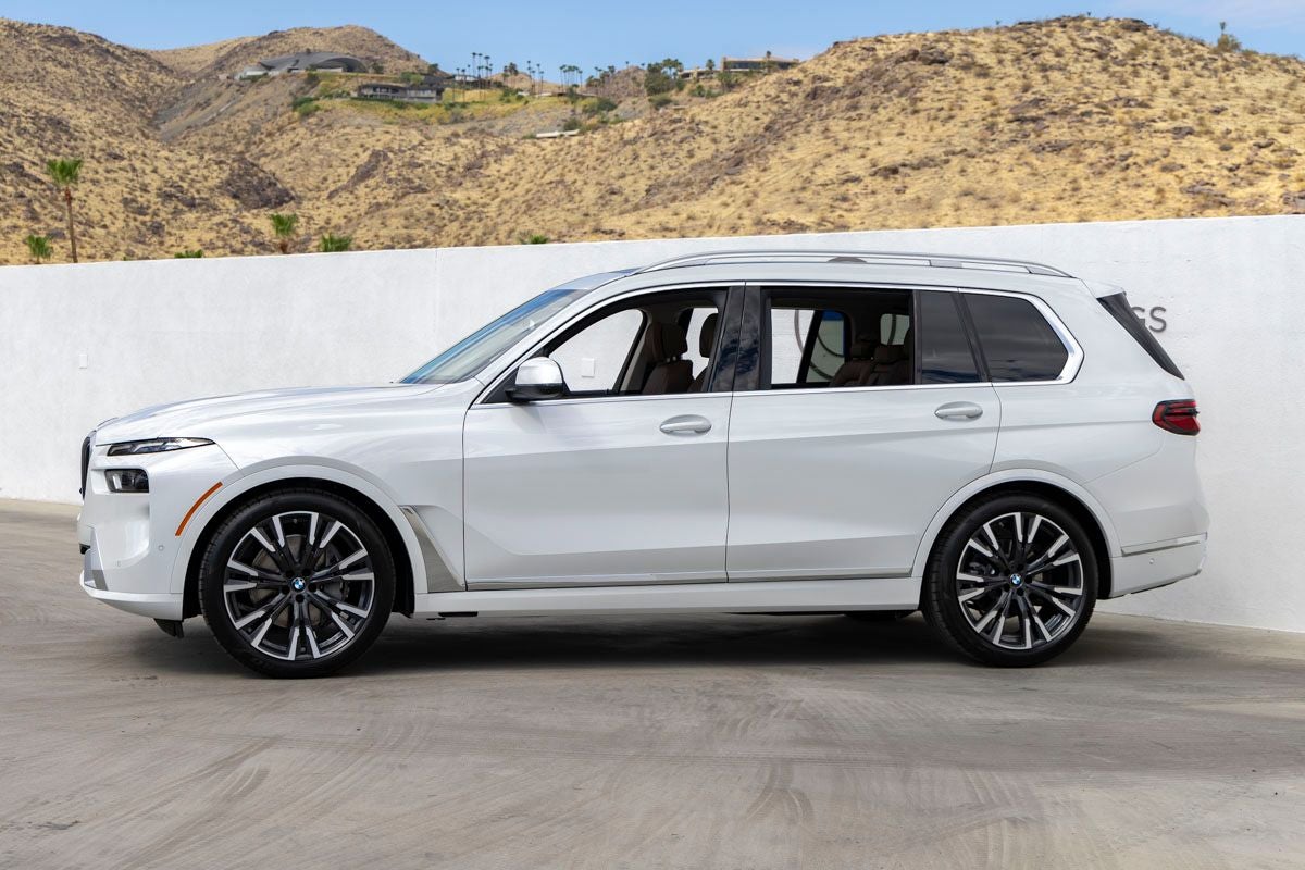 2027 BMW X7 xDrive40i