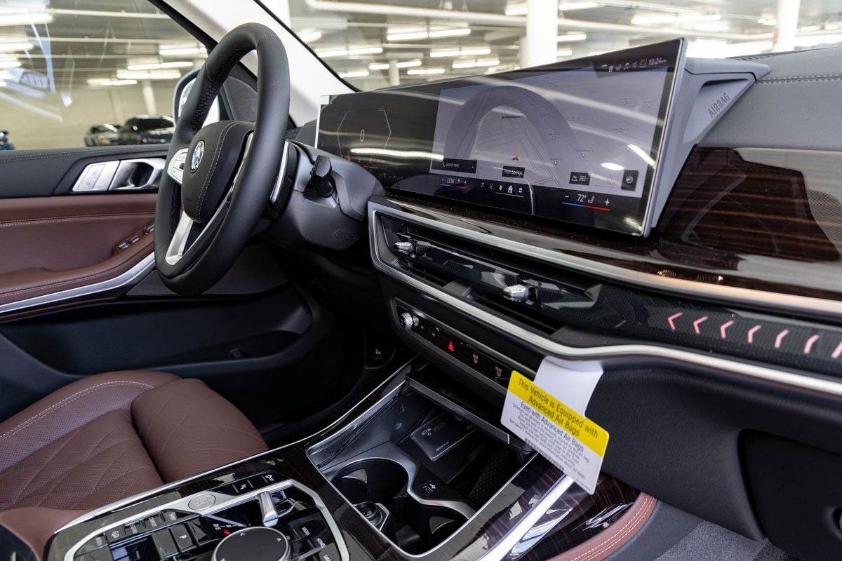 2027 BMW X7 xDrive40i