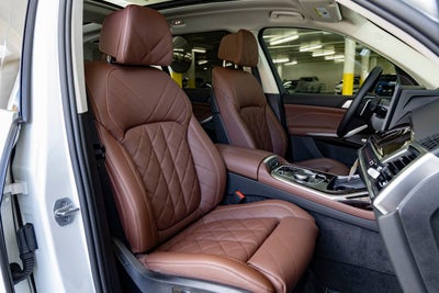 2027 BMW X7 xDrive40i
